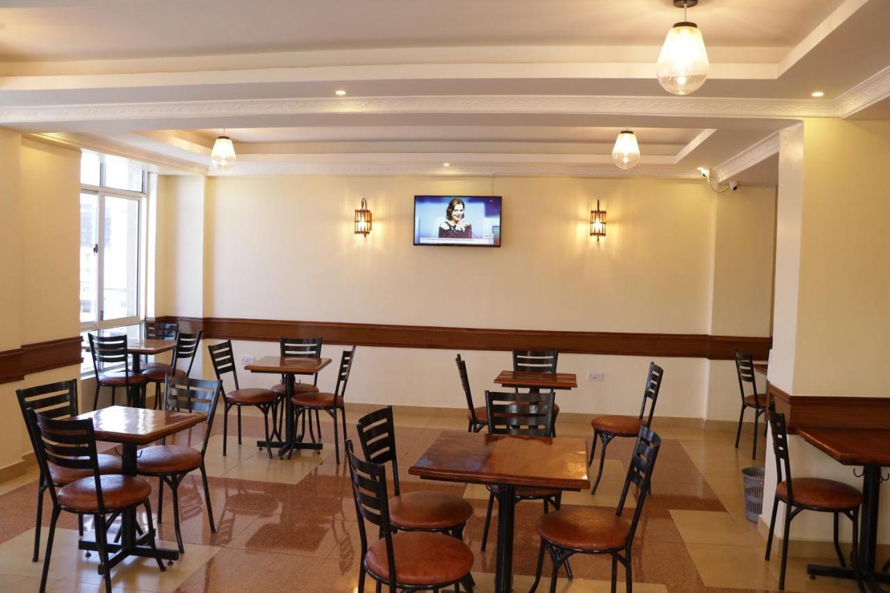 Claire De Lune Moonlight Hotel Nakuru Exterior photo